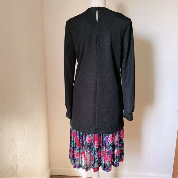 By Berkeley Vintage 2-pc Black Floral Skirt Set - Picture 3 of 12